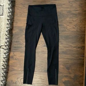 Lululemon black leggings